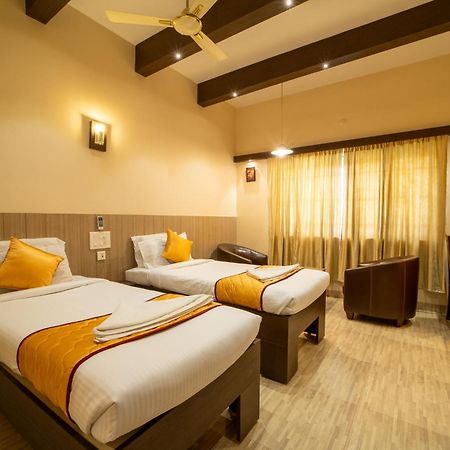Yagappa Residency Hotel Thanjavur ภายนอก รูปภาพ