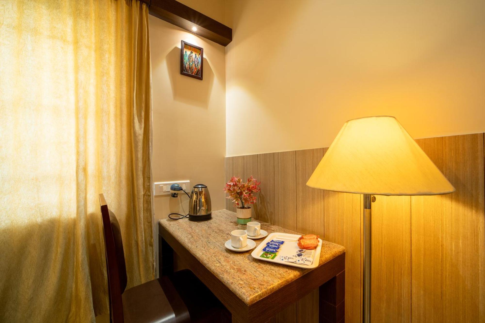 Yagappa Residency Hotel Thanjavur ภายนอก รูปภาพ
