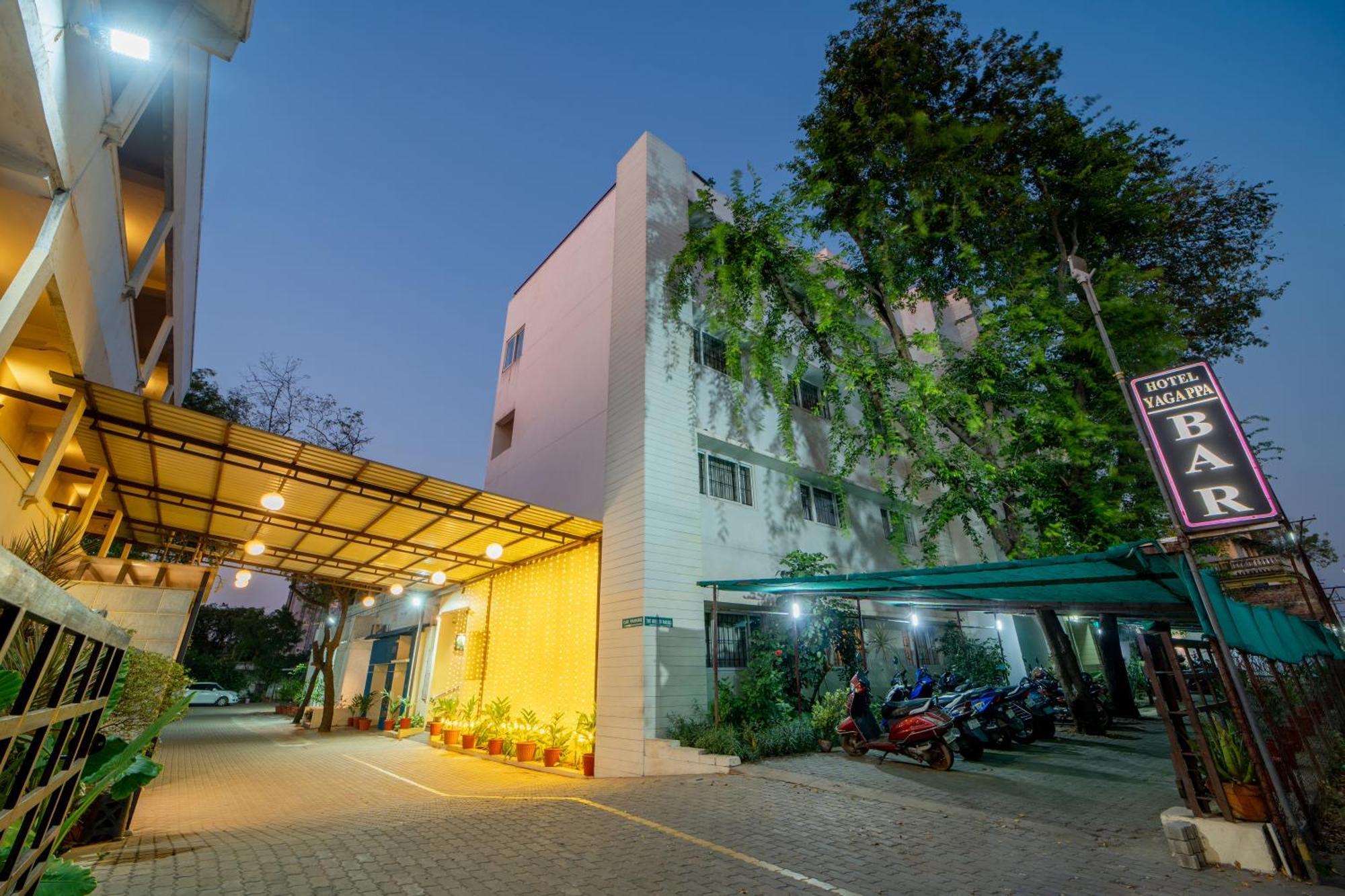 Yagappa Residency Hotel Thanjavur ภายนอก รูปภาพ