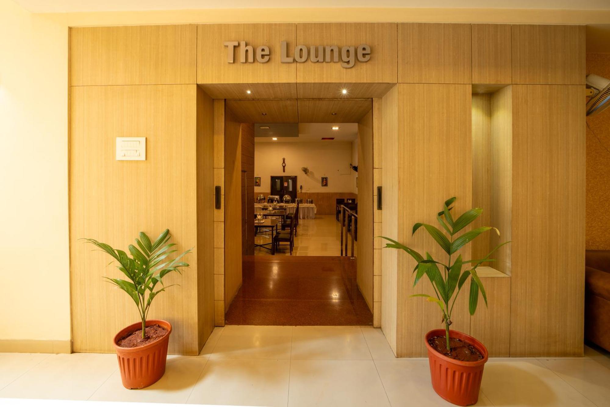 Yagappa Residency Hotel Thanjavur ภายนอก รูปภาพ